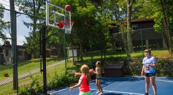 Basketball at Louise